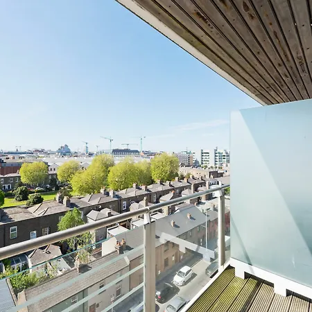 Gallery Quay Luxury Apartment *