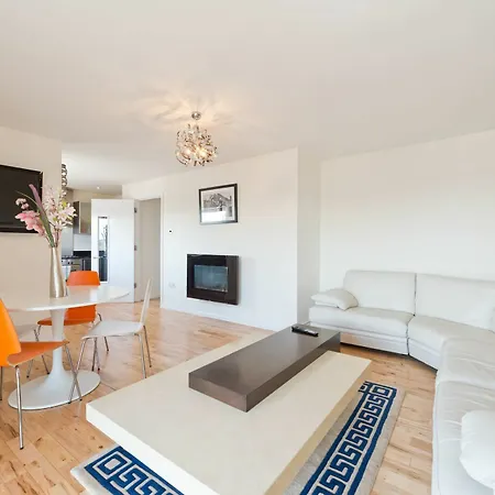 Gallery Quay Luxury Apartment Dublin